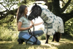 Fliegendecke Amigo Bug Rug Plus Petite FS26, mit UV-Schutz, mit abnehmbarem Halsteil