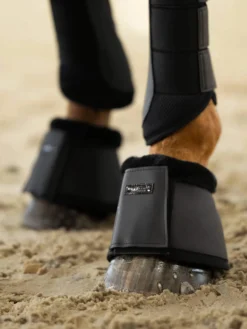 Hufglocken All Black, Springglocken, Kunstfell