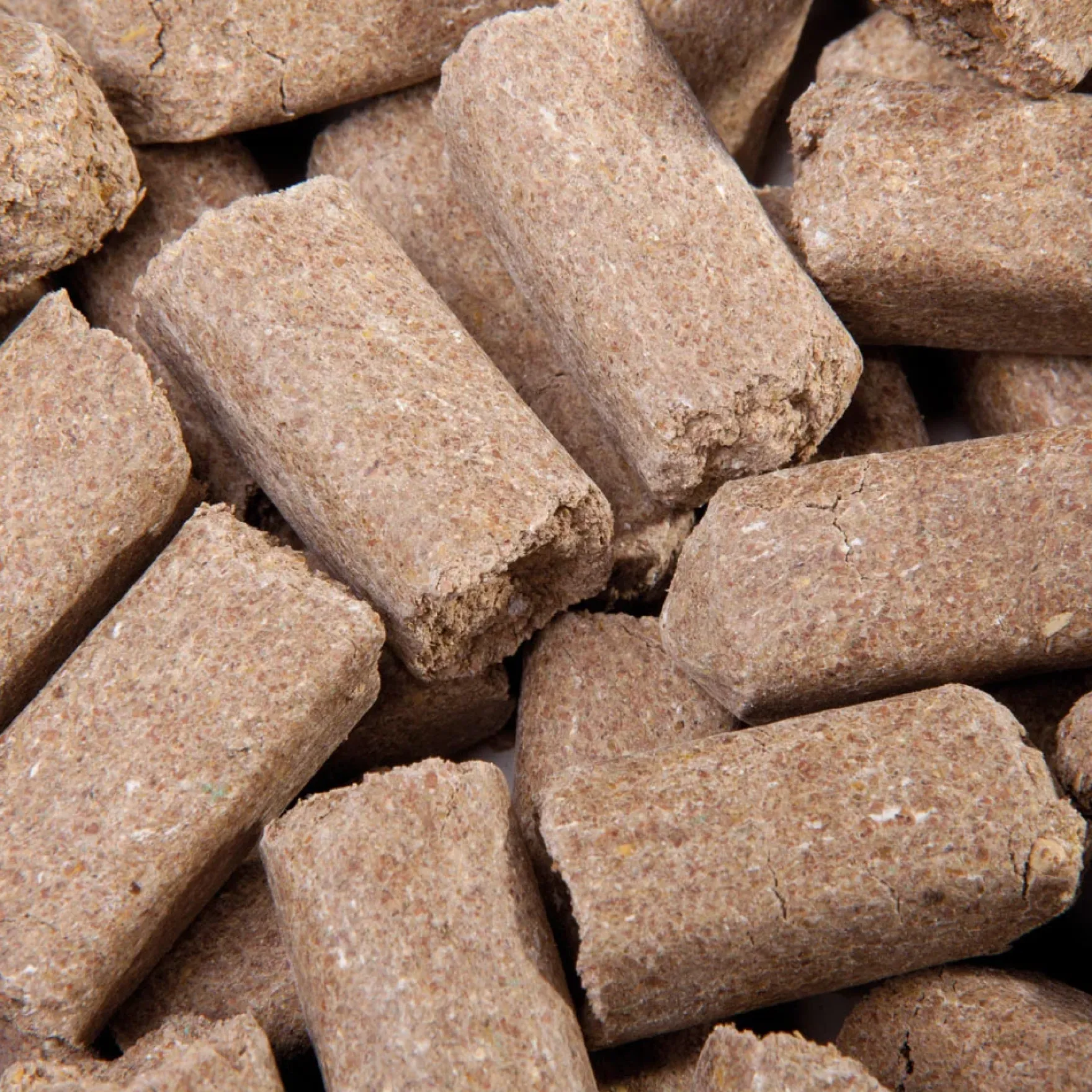 Mineral Bricks Knoblauch, Mineralfutter, Ergänzungsfuttermittel