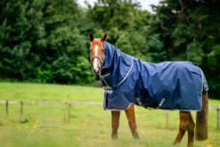 Outdoordecke Amigo Ripstop 900D Plus Turnout, 200 g, mit abnehmbarem Halsteil