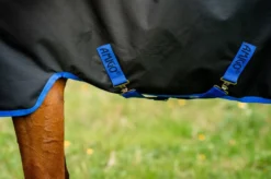 Outdoordecke Amigo Ripstop 900D Plus Pony Turnout, 200 g, mit abnehmbarem Halsteil