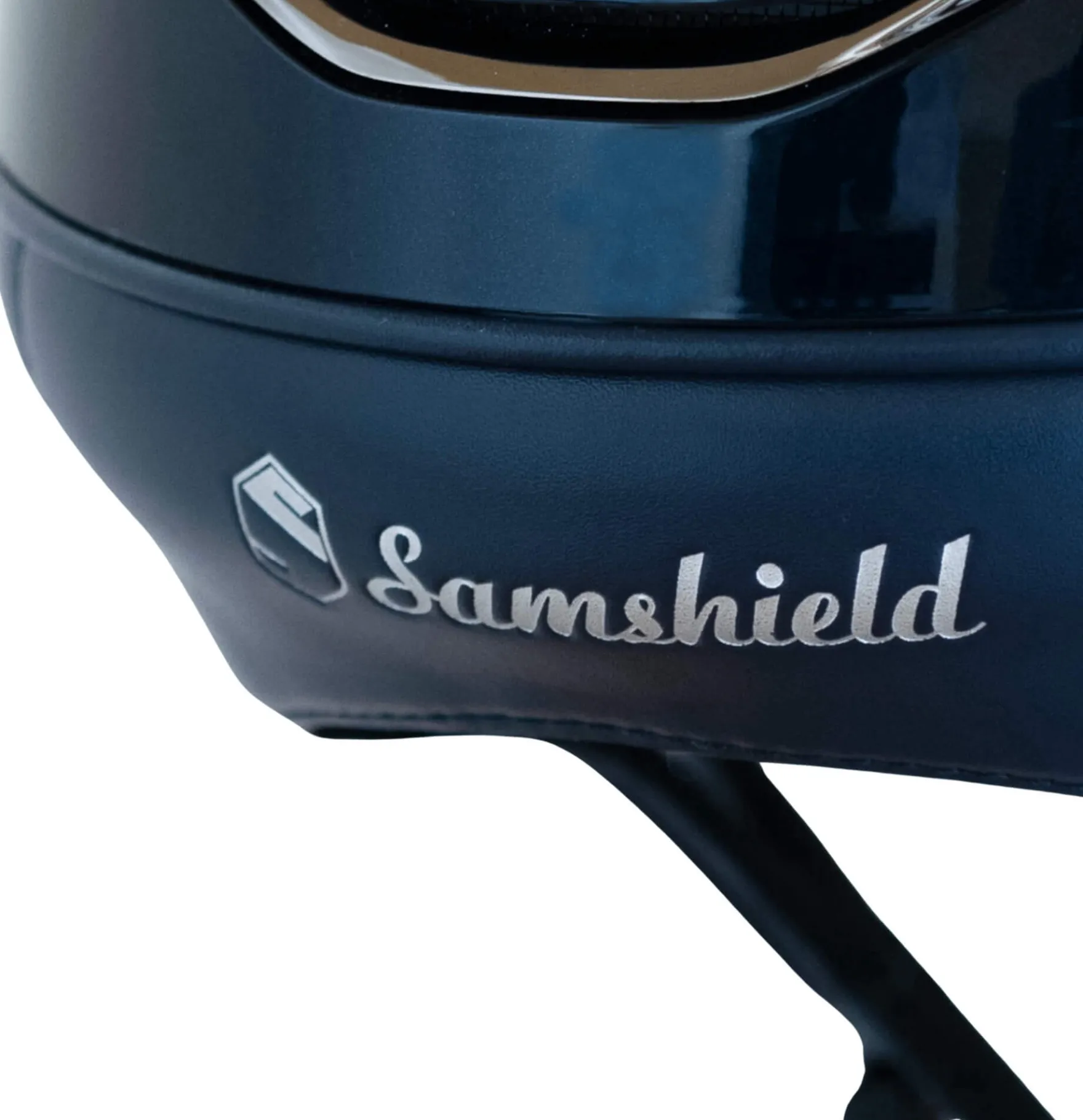 Reithelm Classic 2.0 Shadowglossy, Trim + Blason Black Chrome