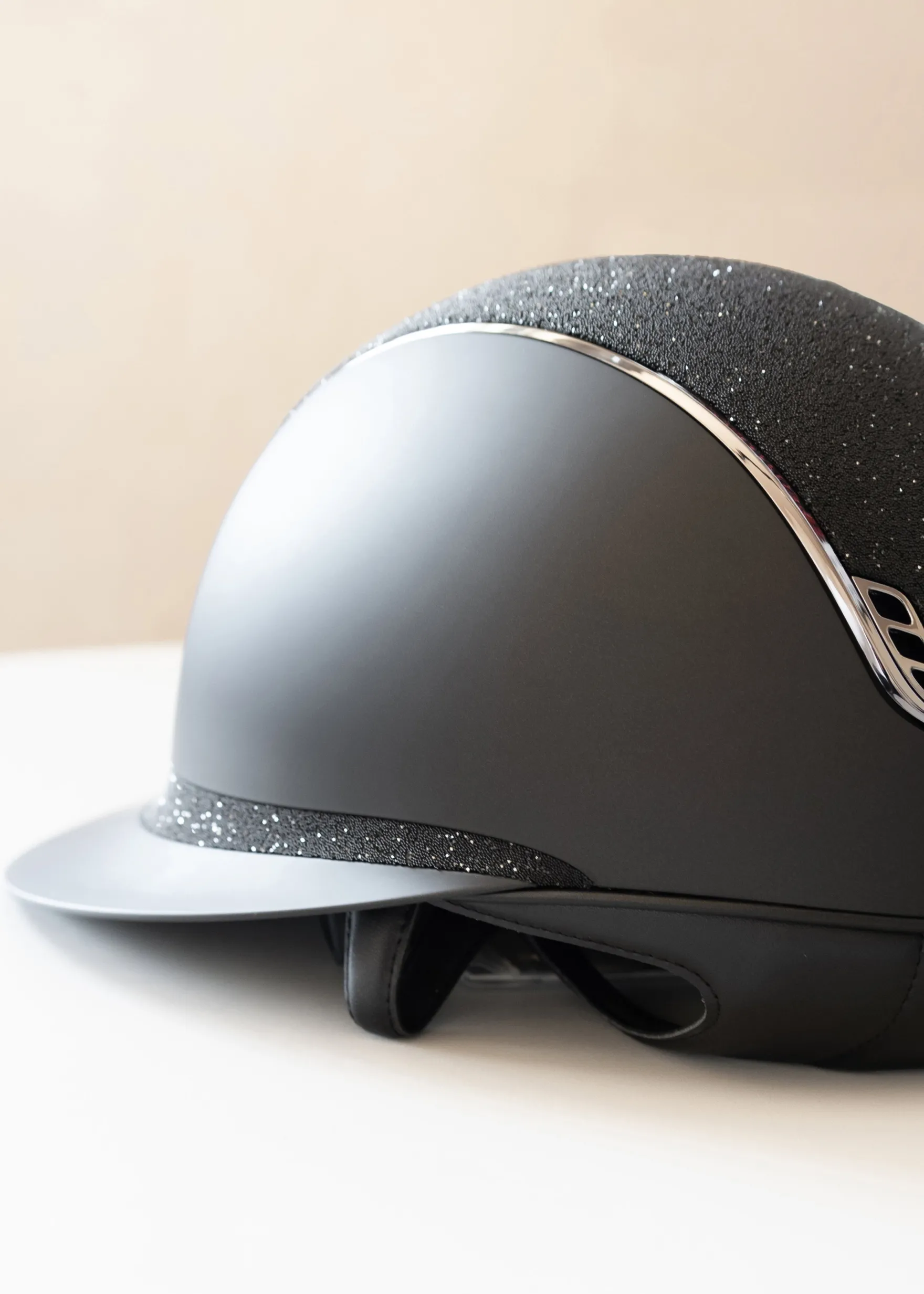 Reithelm Miss Shield 2.0 Shadowmatt, Top + FB Crystal Fabric, Trim + Blason Black Chrome