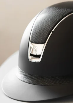 Reithelm Miss Shield 2.0 Shadowmatt, Top + Frontal Band Shimmer, Trim+Blason Chrome