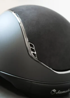Reithelm Miss Shield 2.0 SM, Top Alcantara, FB Spring Flower, Trim + Blason Black Chrome