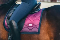 Schabracke Faded Fuchsia, Dressurschabracke