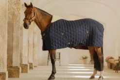 Stalldecke Comfort, 200 g, Winterdecke, mit Kunstfell