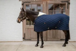 Stalldecke Comfort, 200 g, Winterdecke, mit Kunstfell