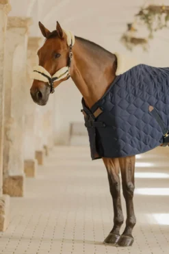 Stalldecke Comfort, 200 g, Winterdecke, mit Kunstfell